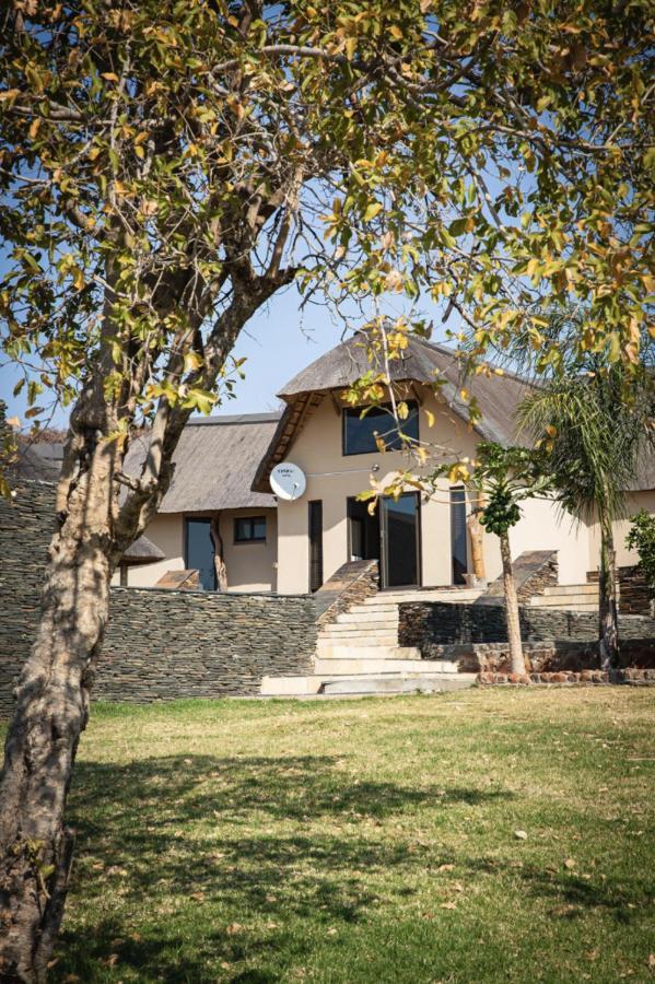 Tholo Manzi Private Game Farm Villa Zeerust Buitenkant foto